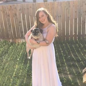 Meet your Posher, Caitlin